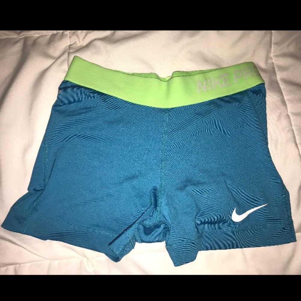 Nike pro blue